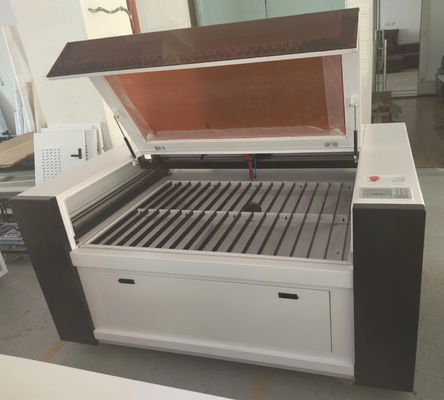 Découpeuse à grande vitesse de laser de CO2 de la machine 0-1000mm/S de laser de CO2 pour la gravure
